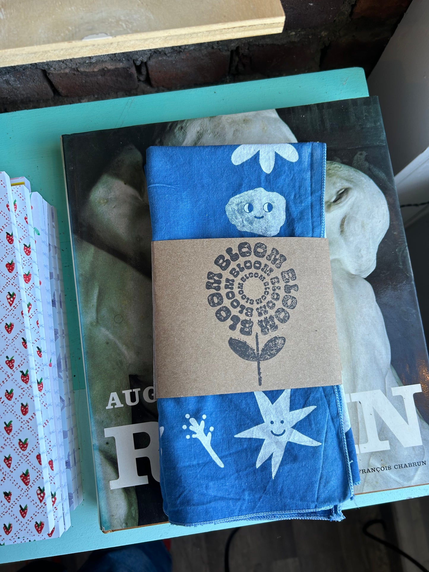 Bloom Bloom World / Play Bandana - Sky